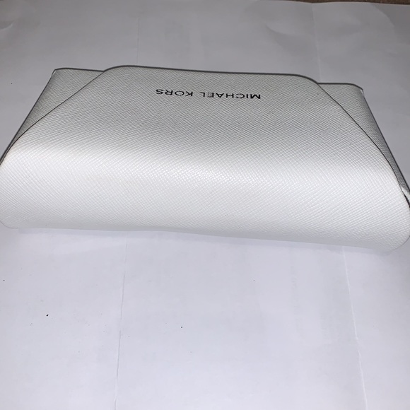 Michael Kors Sunglasses Case - Picture 8 of 9